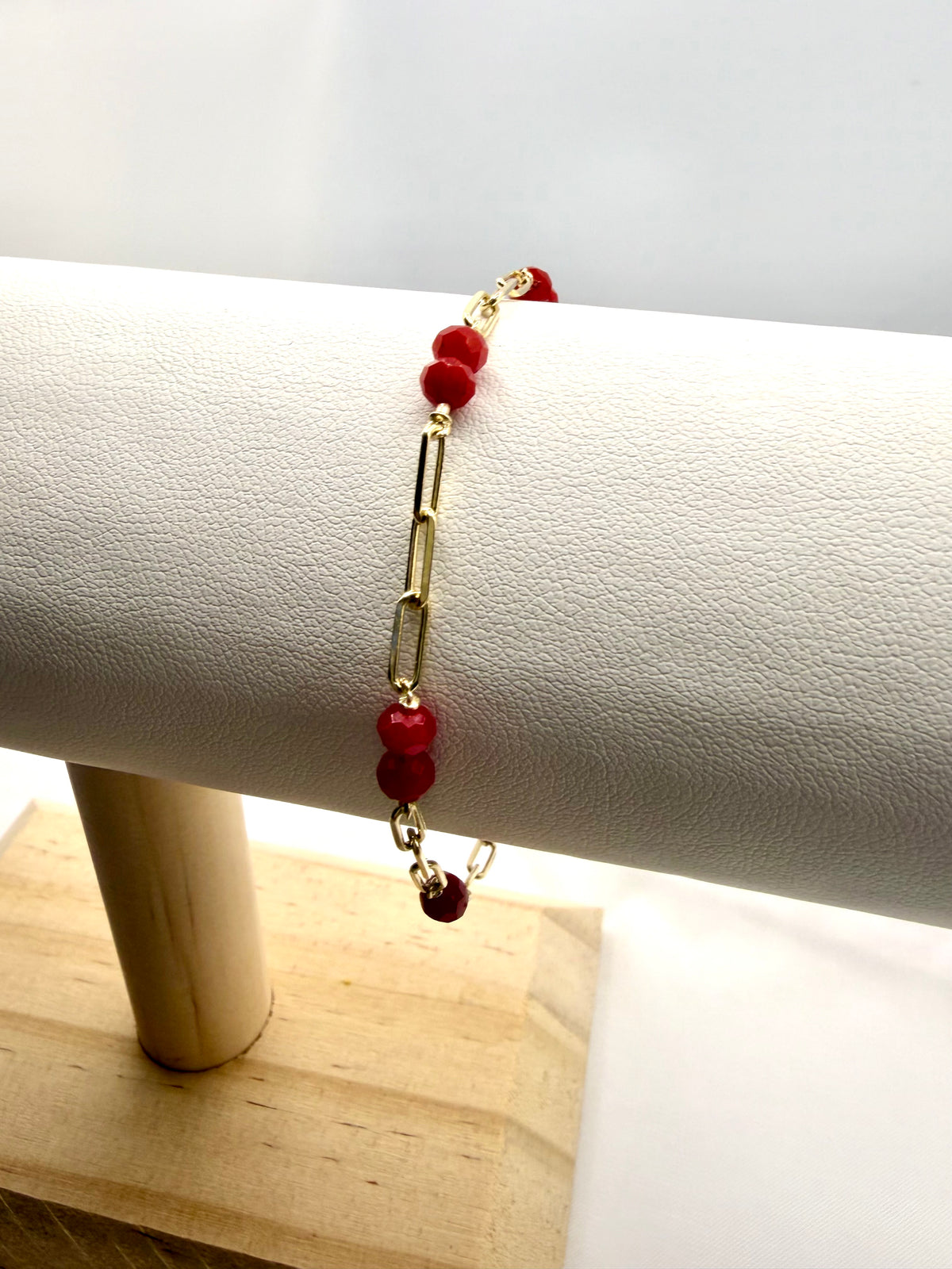 ✨ Pulsera Oro 14K con Piedras Rojas – 14K Gold Bracelet