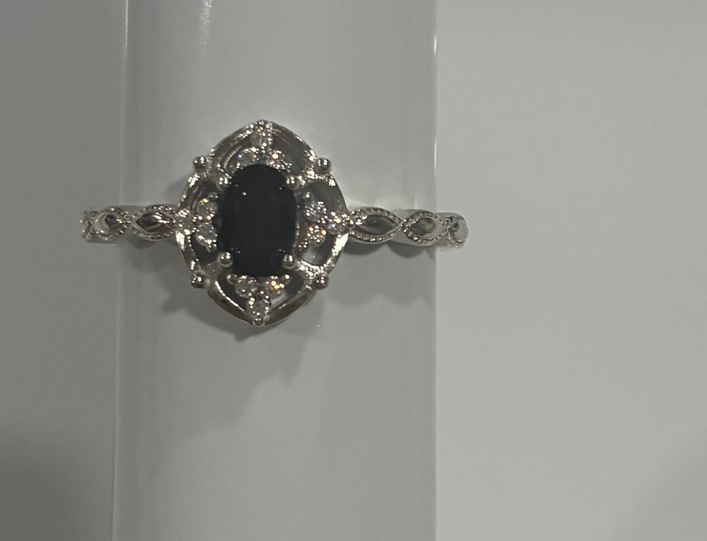 Anillo Elegante negro ovalado -plata 9925 con Zirconia